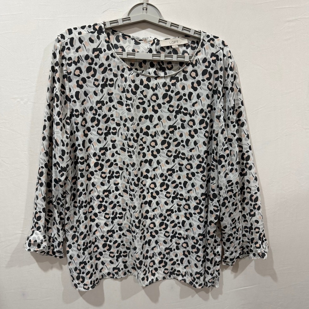 LOFT Womens XL Leopard Print Blouse Ruffle Cuff Keyhole Back Long Sleeve Top